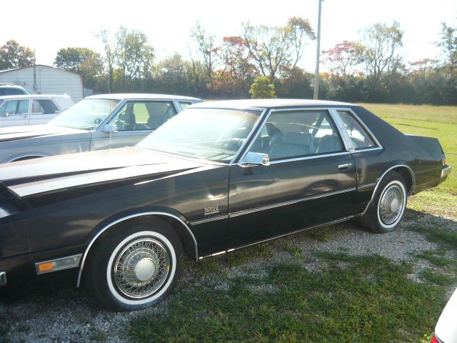 Chrysler Imperial 1982 #14