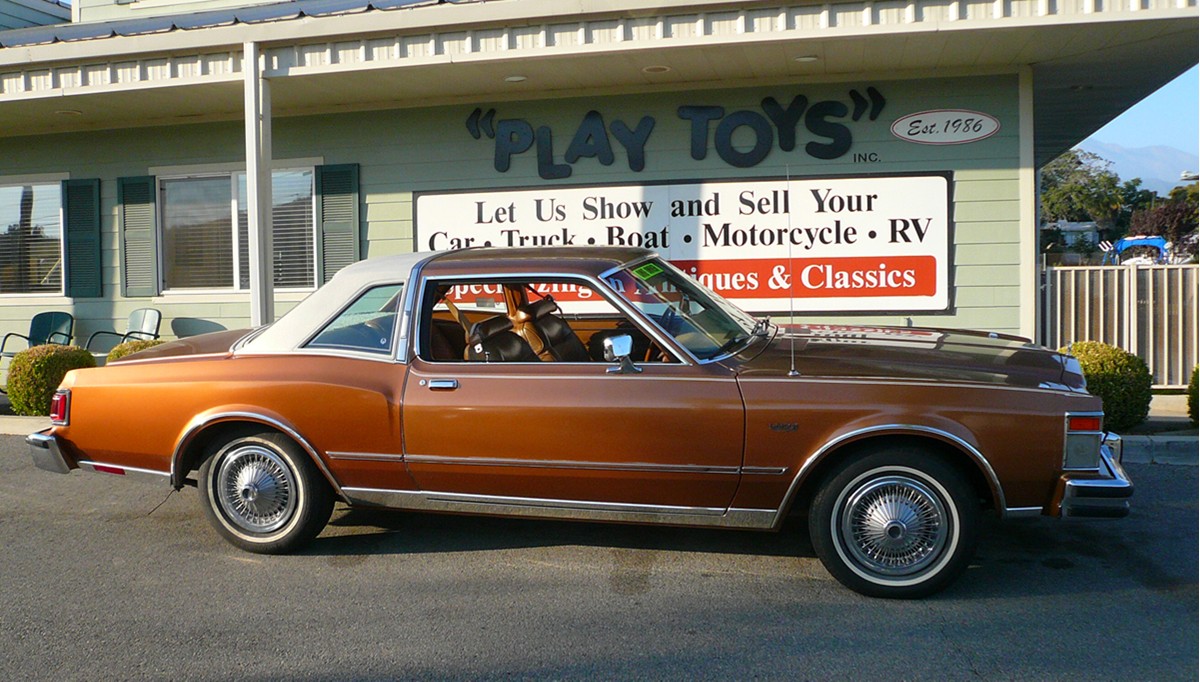 Chrysler LeBaron 1977 #2