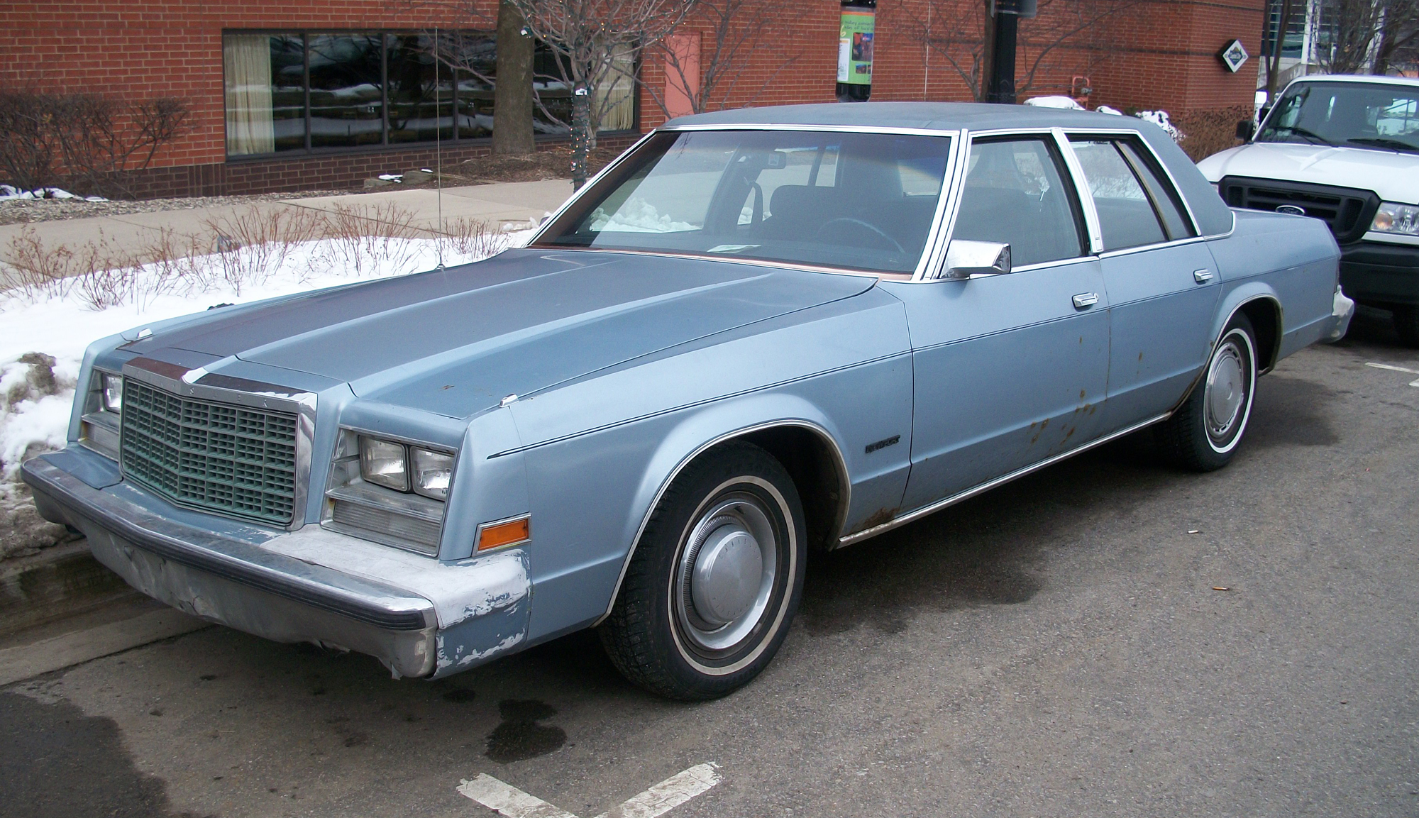 Chrysler Newport 1981 #3