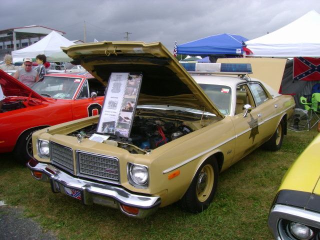 Dodge Coronet 1976 #8