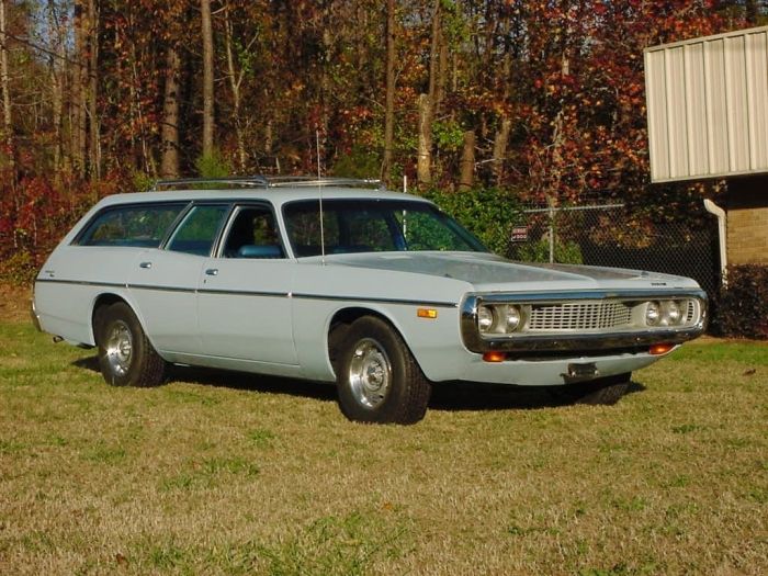Dodge Crestwood 1973 #2