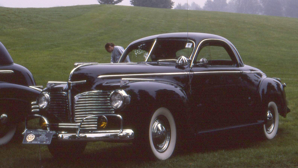 Dodge Deluxe 1941 #11