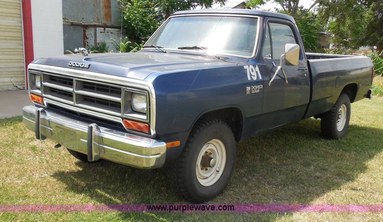 Dodge Pickup 1986 #6