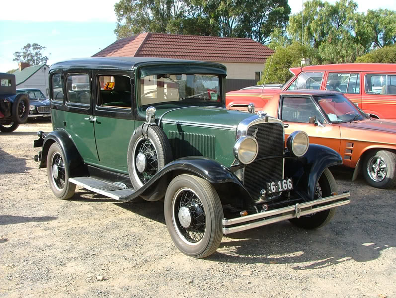 Dodge Senior 1930 #13