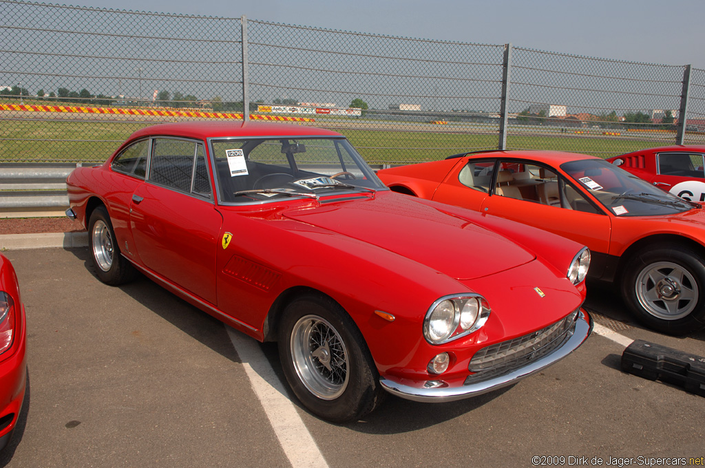 Ferrari GT 2+2 1965 #9