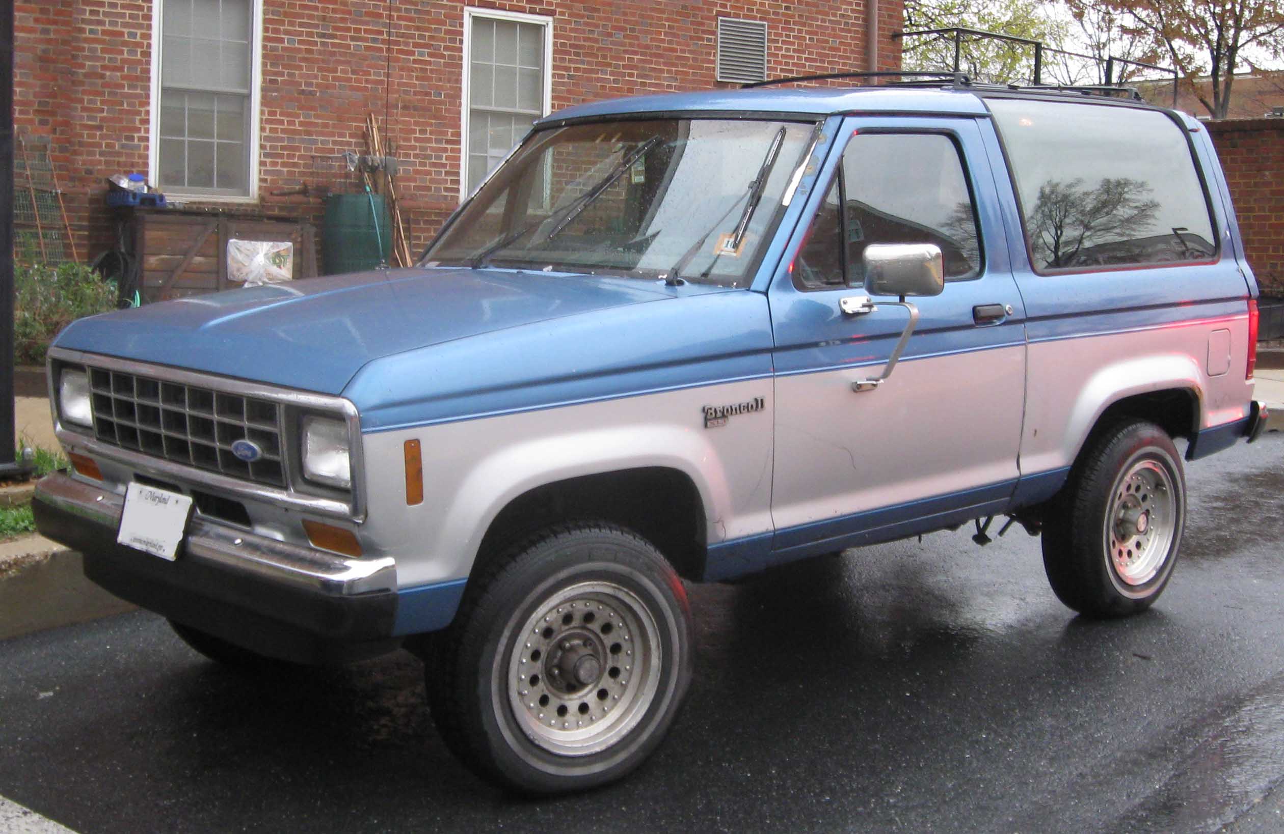 Ford Bronco 1984 #4