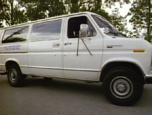 Ford Club Wagon 1983 #6