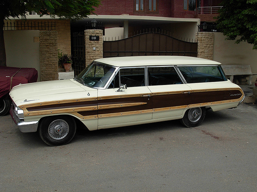 Ford Country Squire 1964 #2