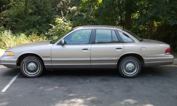 Ford Crown Victoria 1995 #1