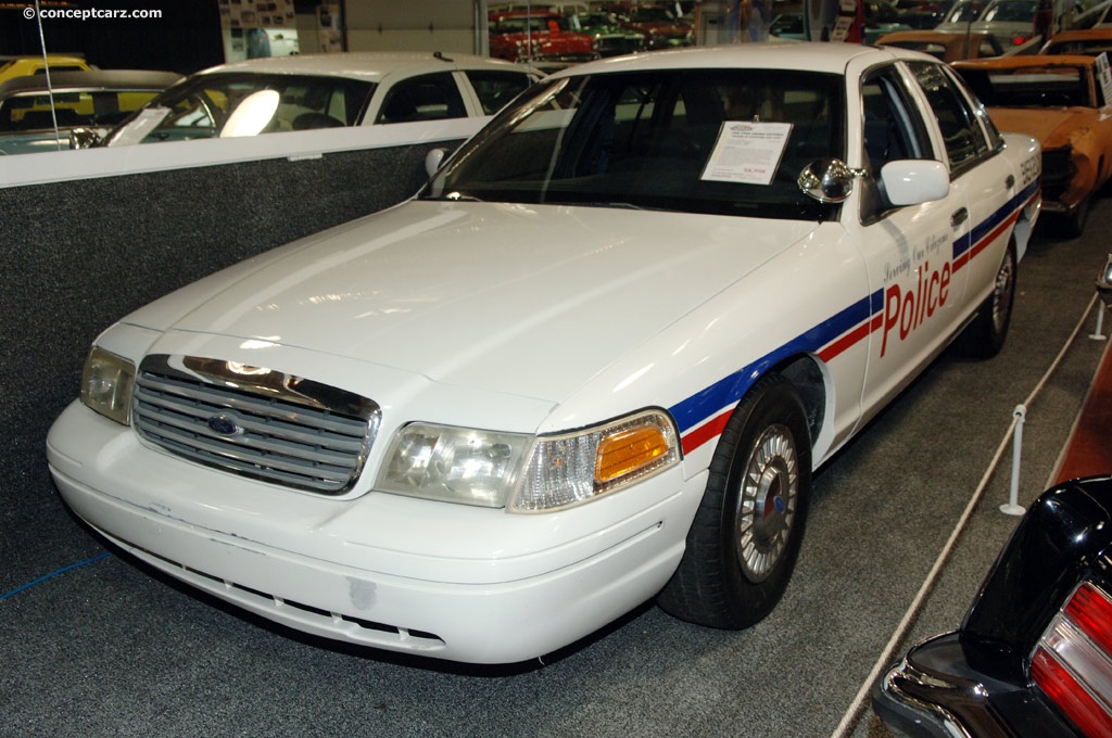 Ford Crown Victoria 1996 #8