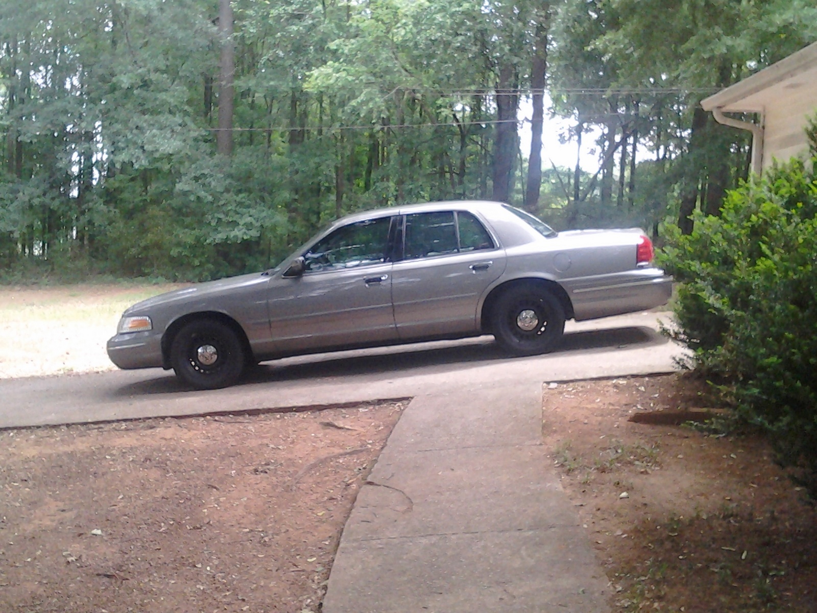 Ford Crown Victoria 2000 #9
