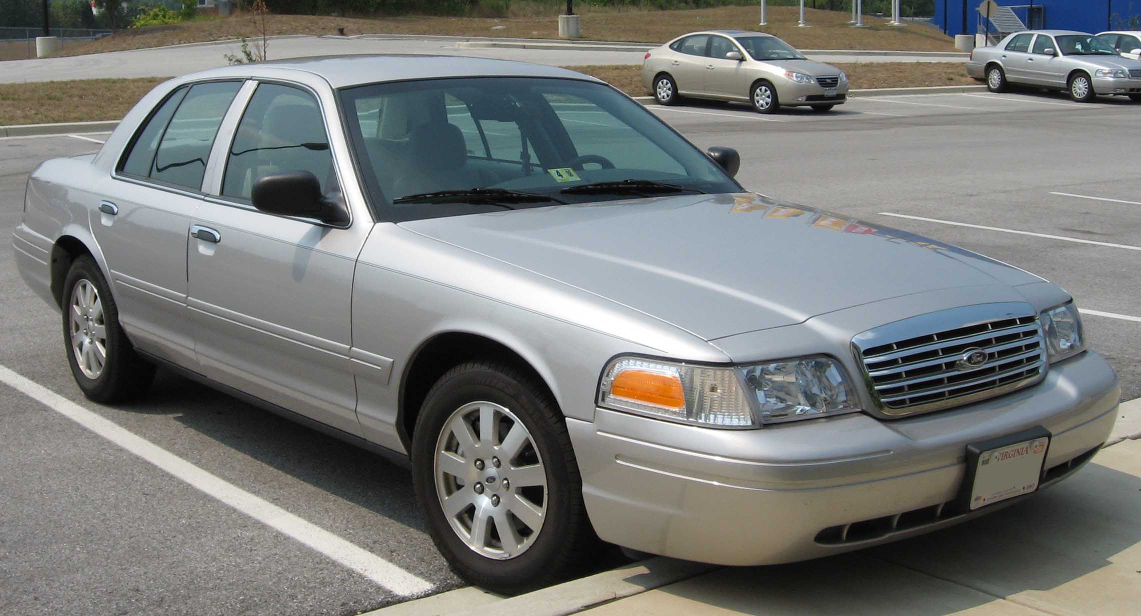 Ford Crown Victoria 2003 #10