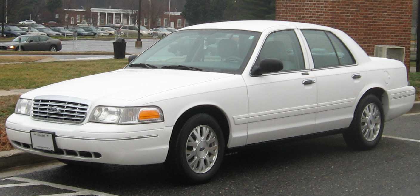 Ford Crown Victoria 2008 #14