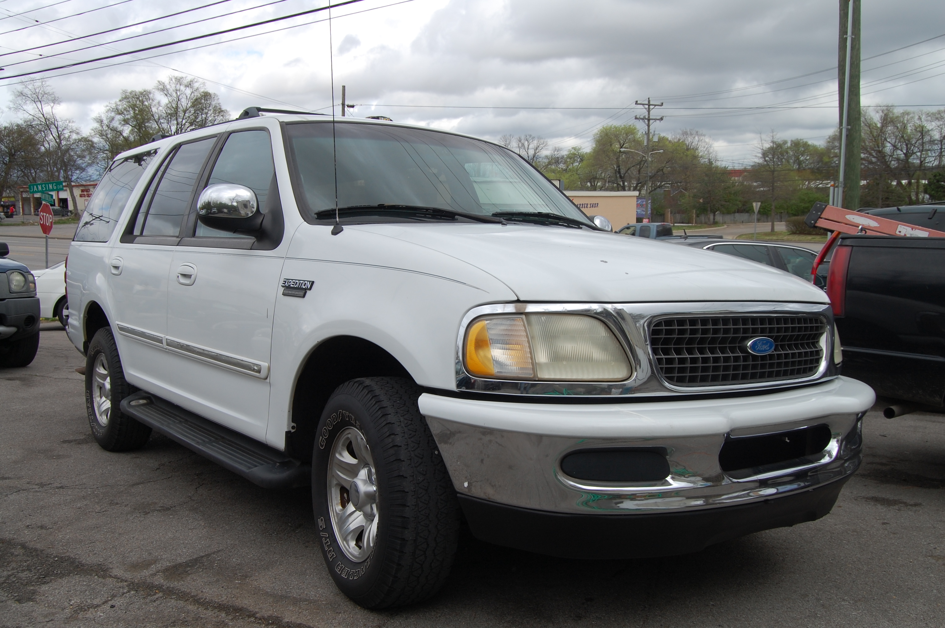 Ford Expedition 1998 #10