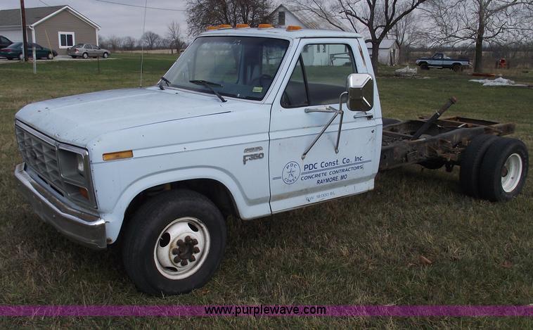 Ford F350 1985 #15