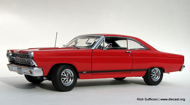 Ford Fairlane GT #7