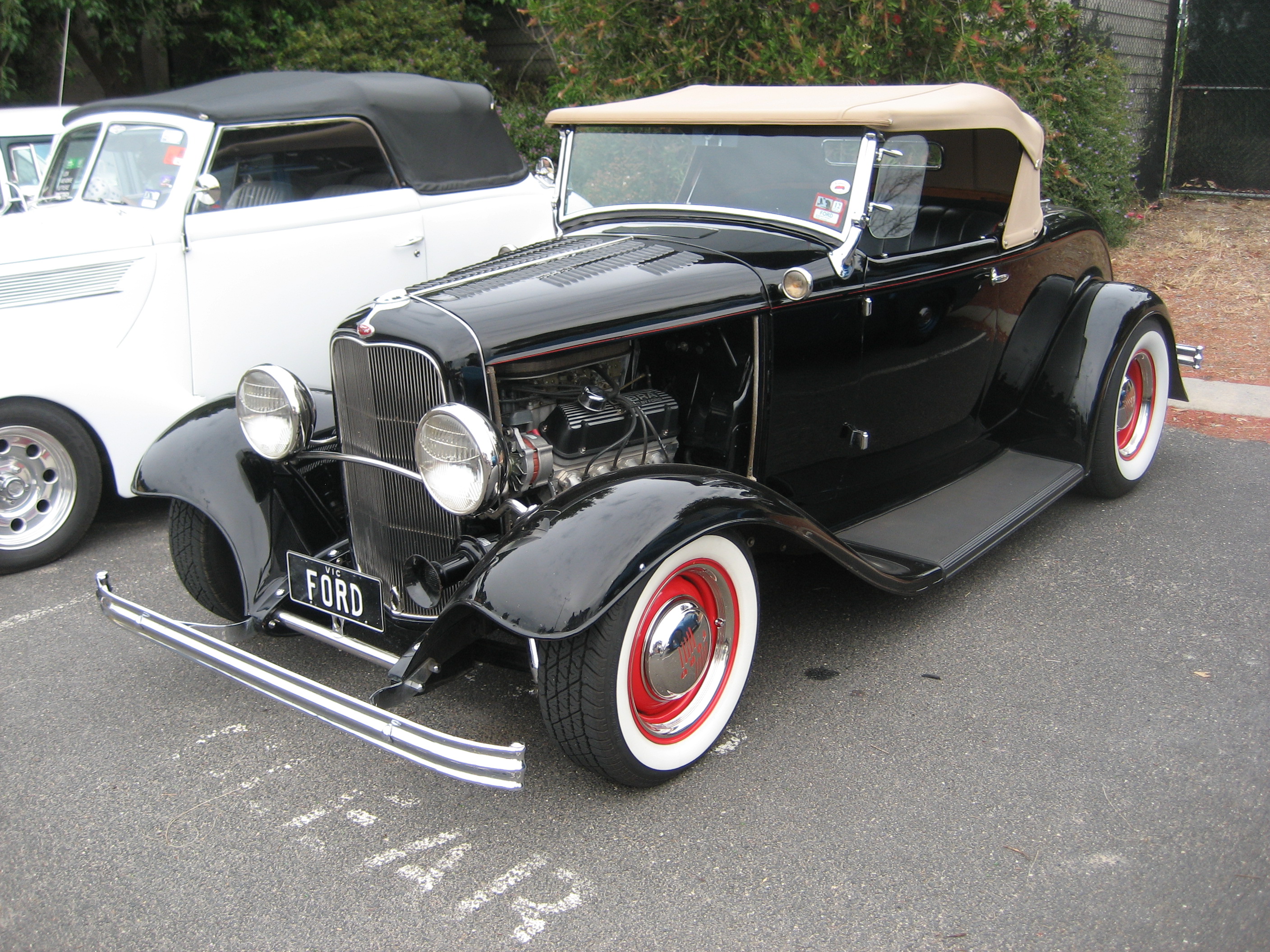 Ford Model B 1932 #11
