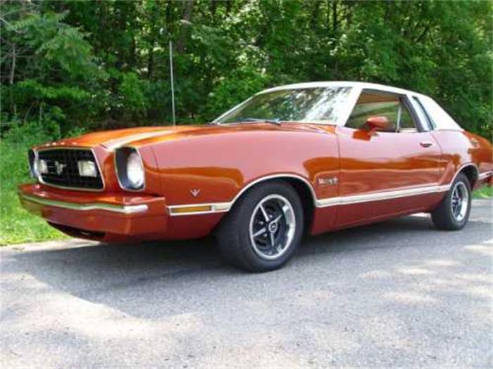 Ford Mustang 1975 #11