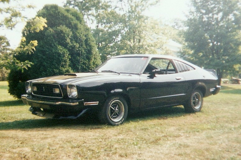 Ford Mustang 1976 #4