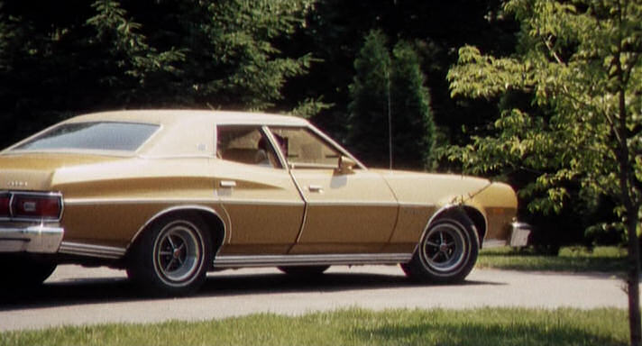 Ford Torino 1975 #11