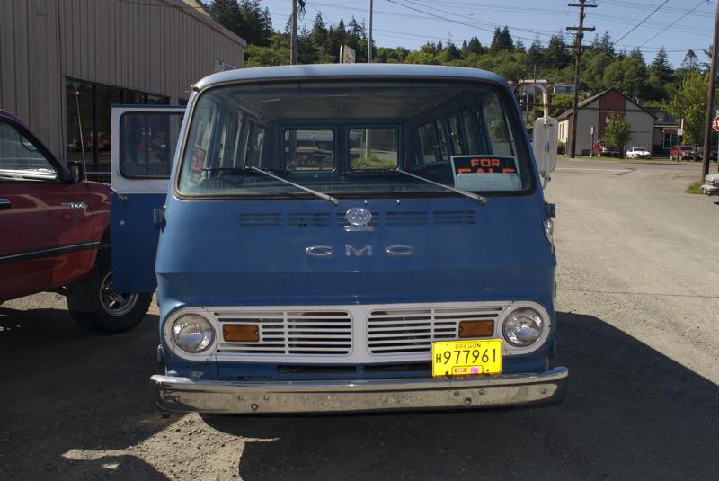 GMC Van 1967 #9