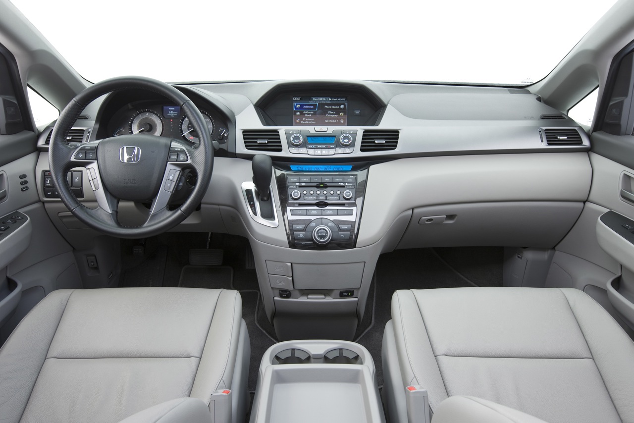 Honda Civic, The Best Choice for both Honda 2011 Sedan & Coupe #4