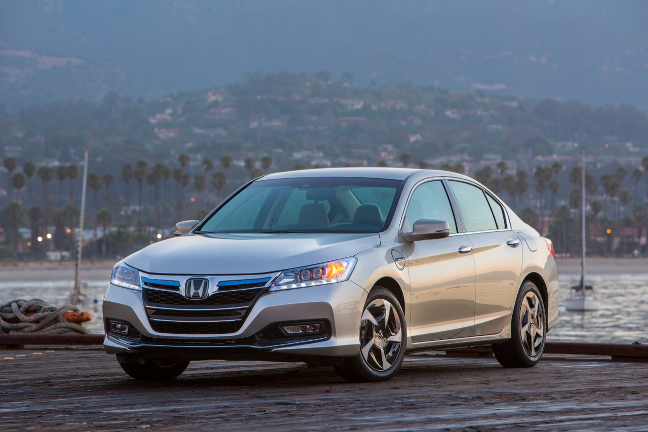 Honda Accord Plug-In Hybrid 2014 #8