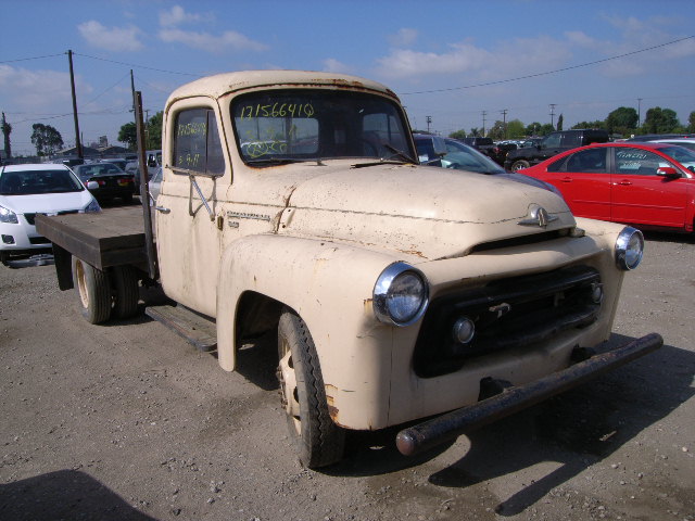 International Pickup 1957 #10