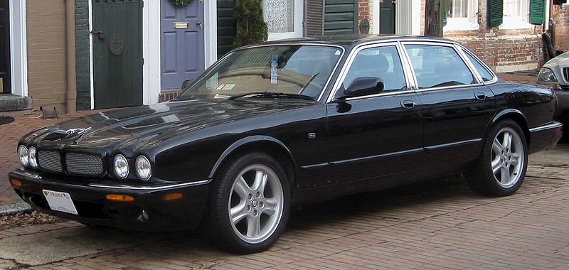 Jaguar XJ6 #8