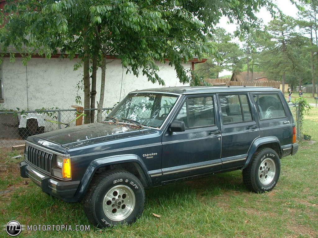Jeep Cherokee Pioneer #28