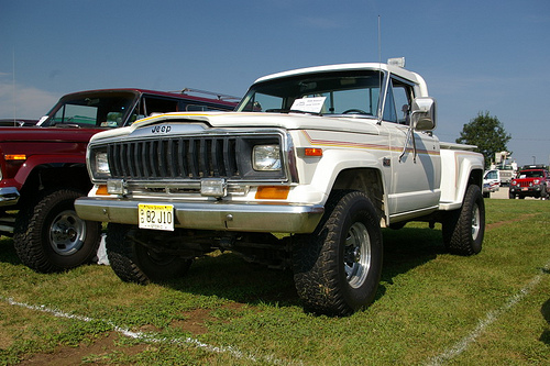 Jeep J10 1982 #2