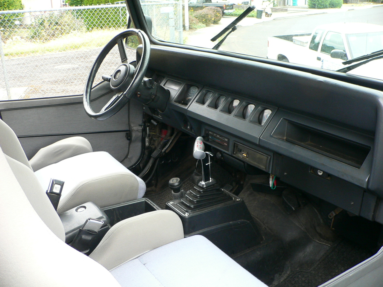 1995 Jeep Wrangler - Information and photos - MOMENTcar