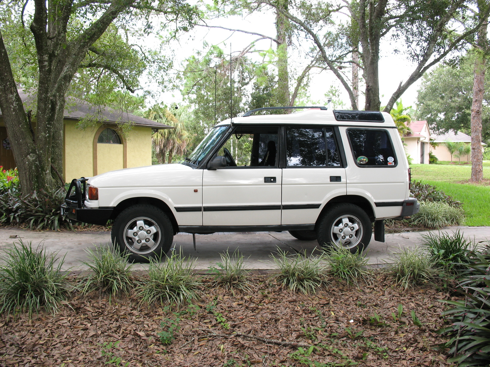 Land Rover Discovery 1996 #2