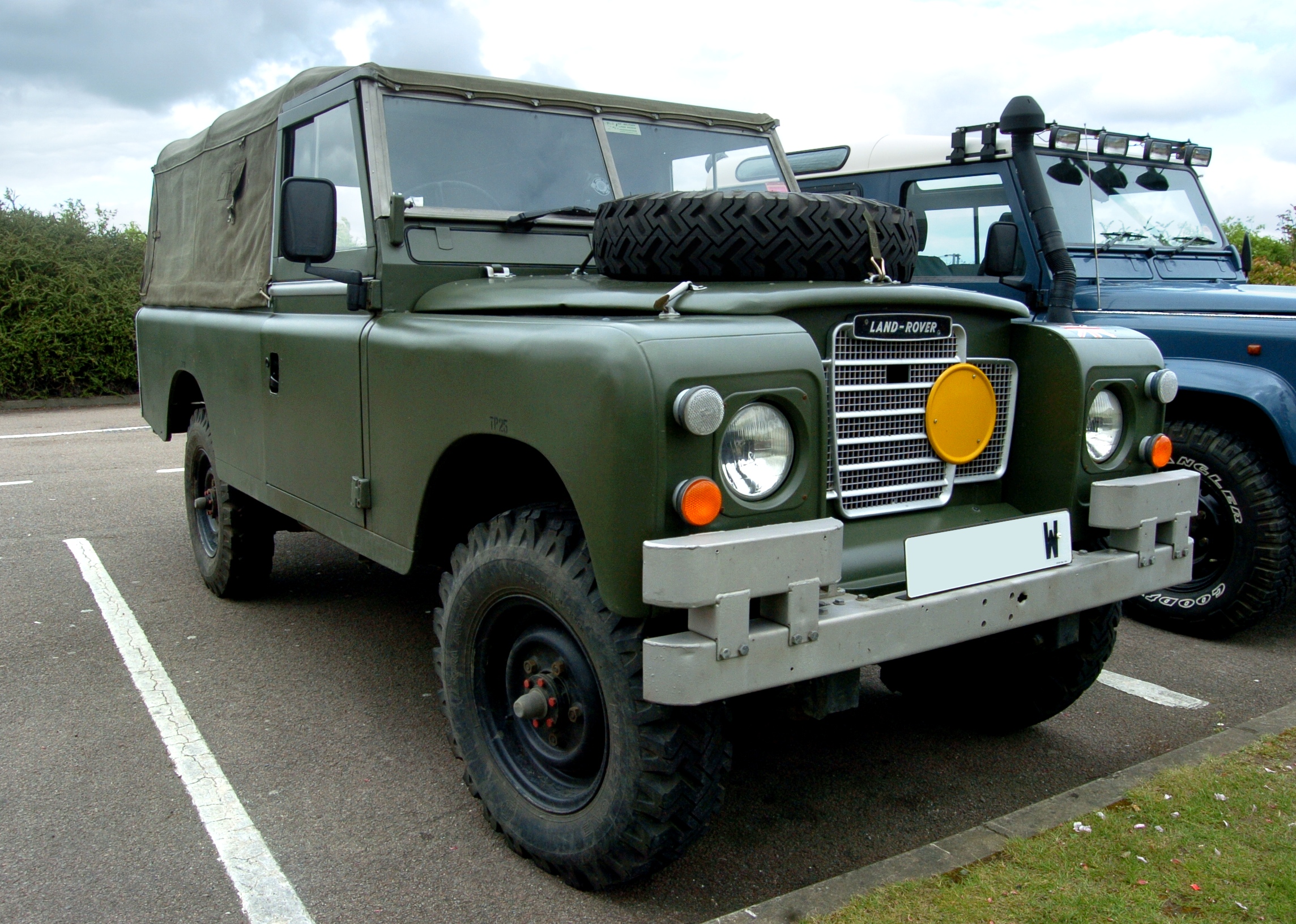 Land Rover Series III #11