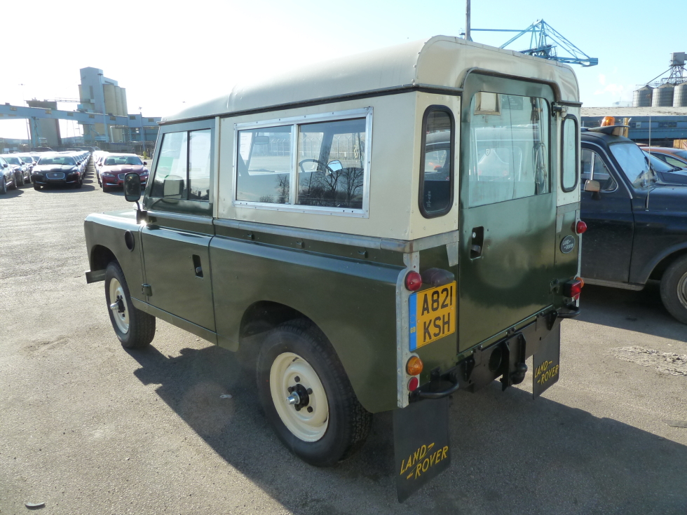 1983 Land Rover Series III - Information and photos - MOMENTcar