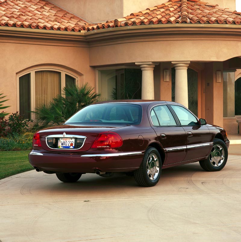Lincoln Continental 2000 #11