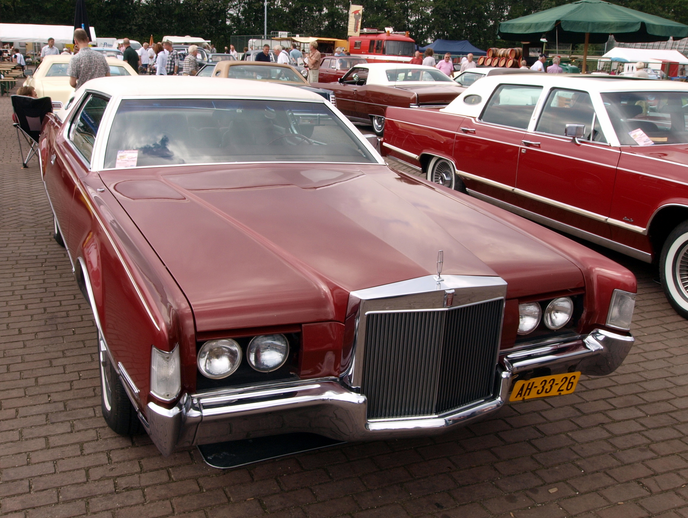 Lincoln Continental Mk IV #9