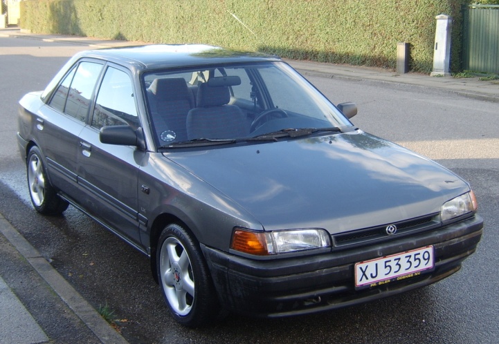 Mazda 323 1990 #13