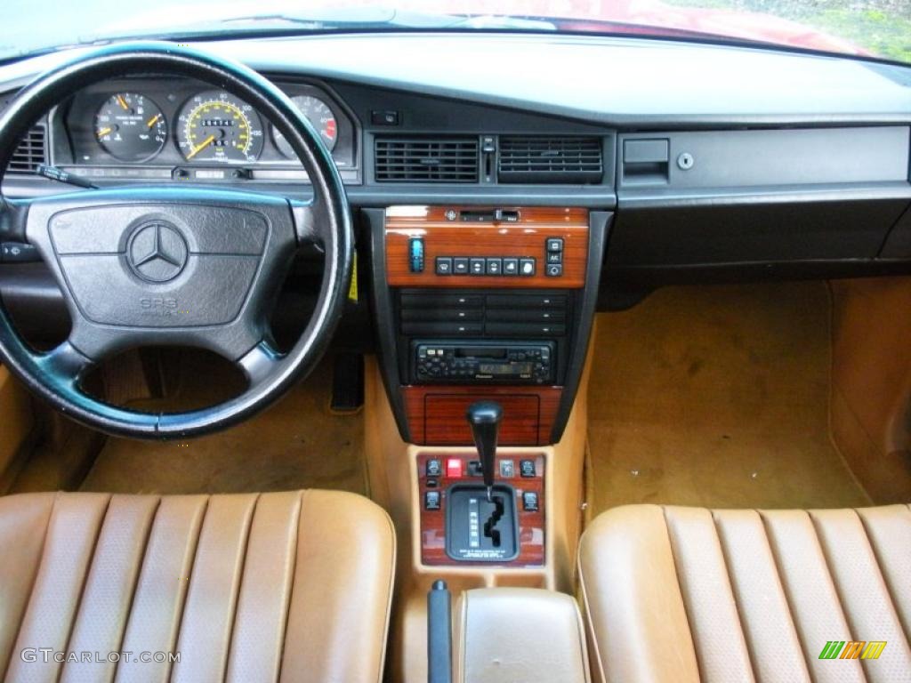 Mercedes-Benz 190-Class 1992 #9