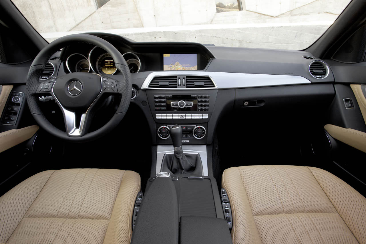 Mercedes-Benz C-Class 2011 #12