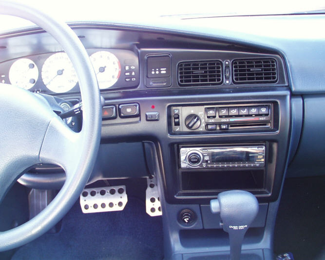 Nissan Stanza 1992 #5