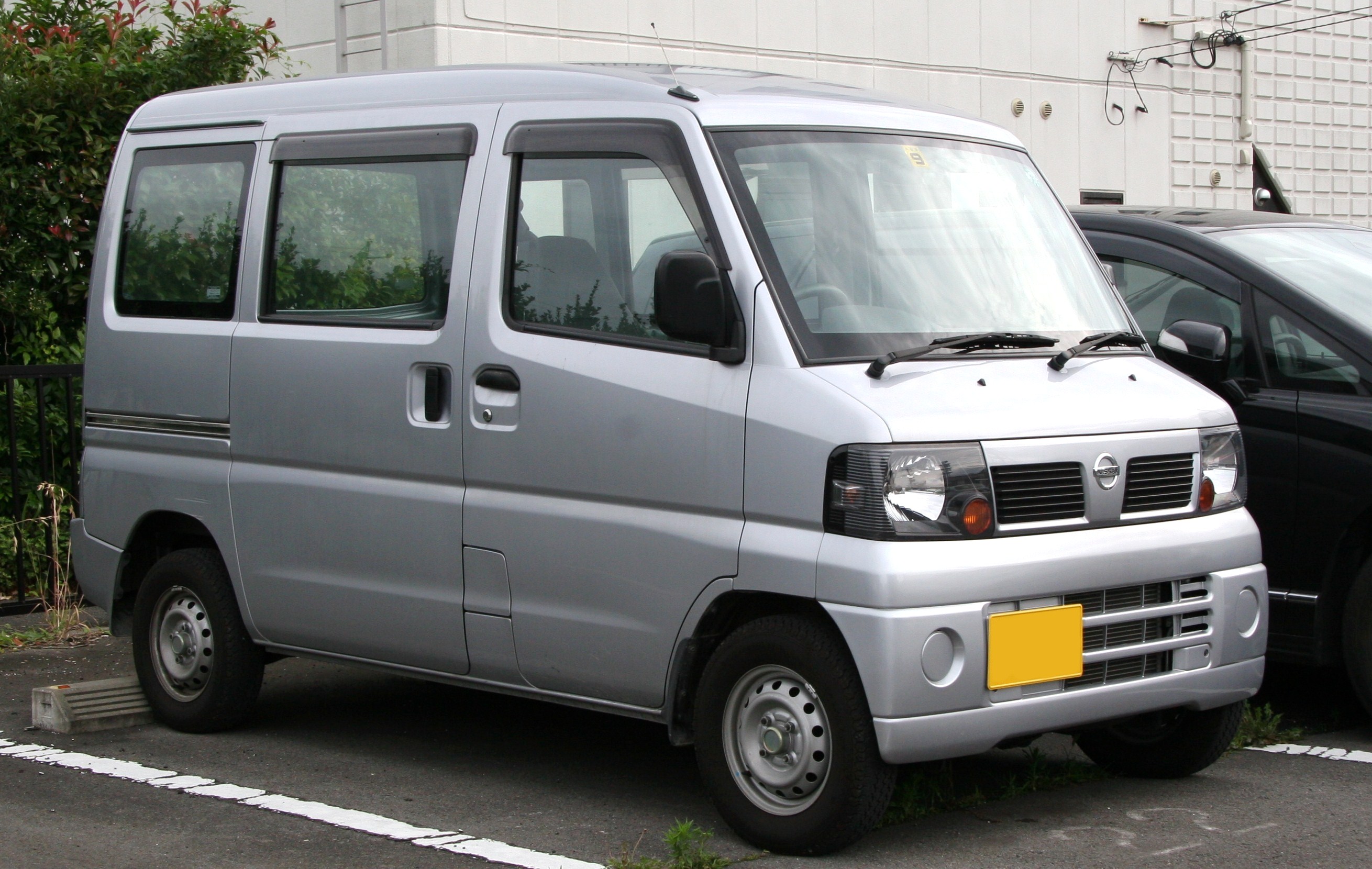 Nissan Van #16