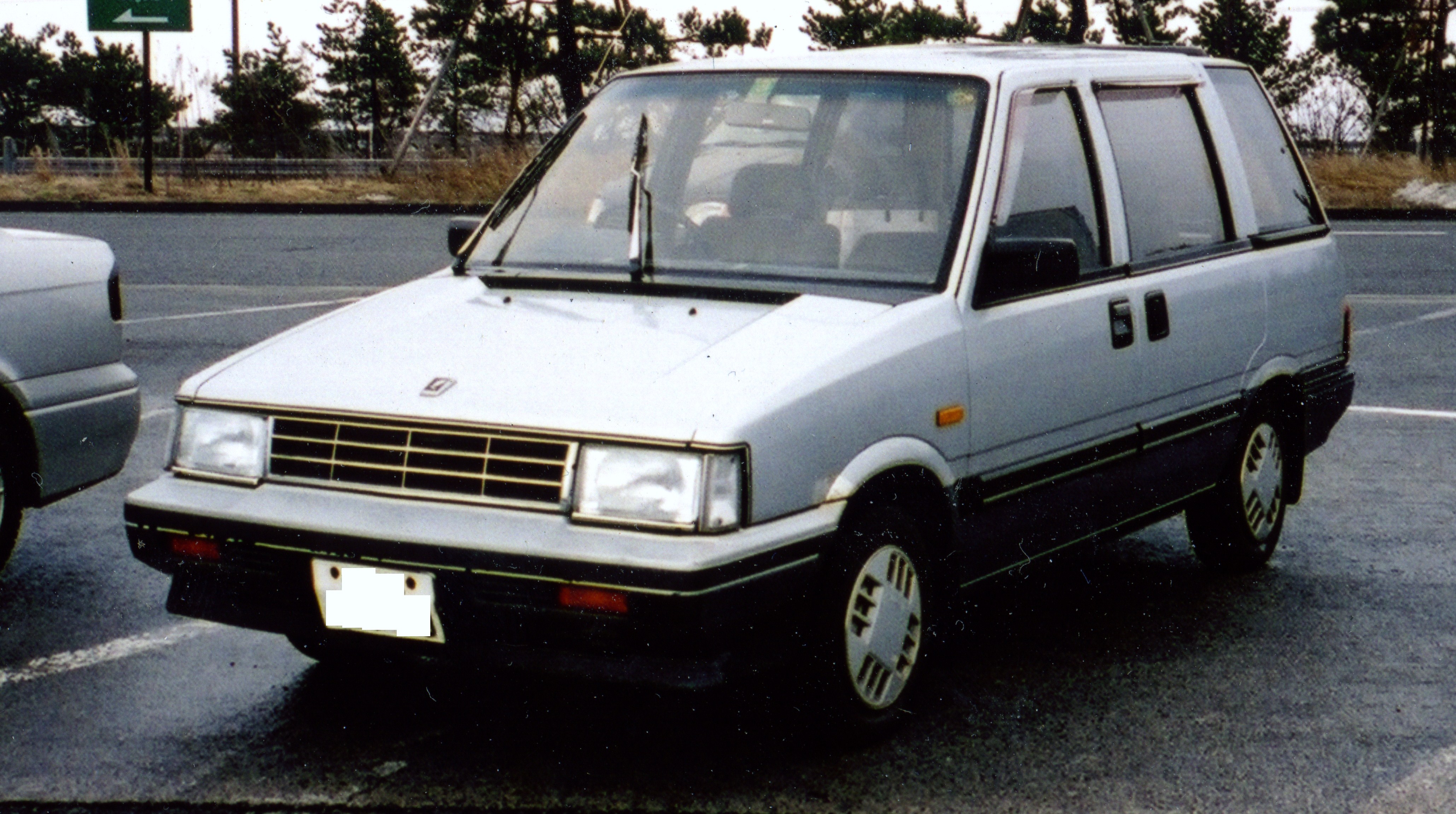 Nissan Van 1988 #10
