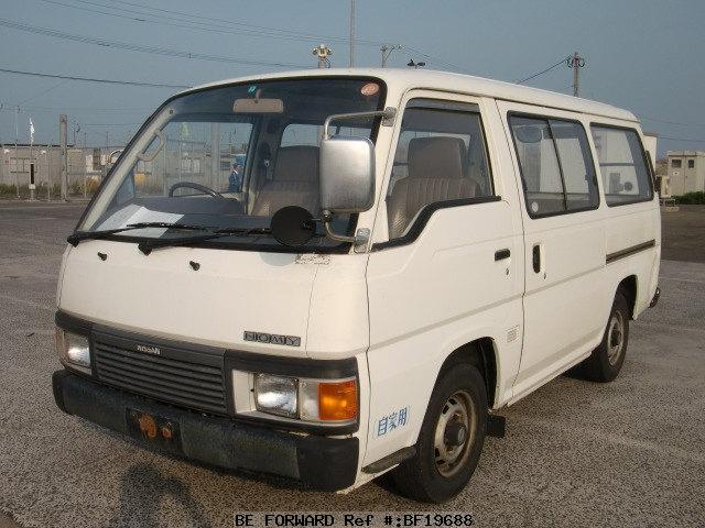 Nissan Van 1989 #8