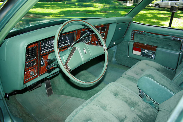 Oldsmobile 98 1977 #11