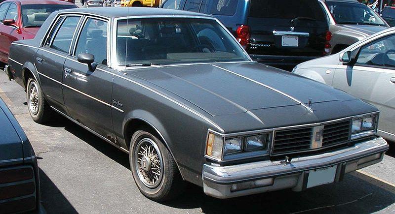 Oldsmobile Cutlass 1982 #2