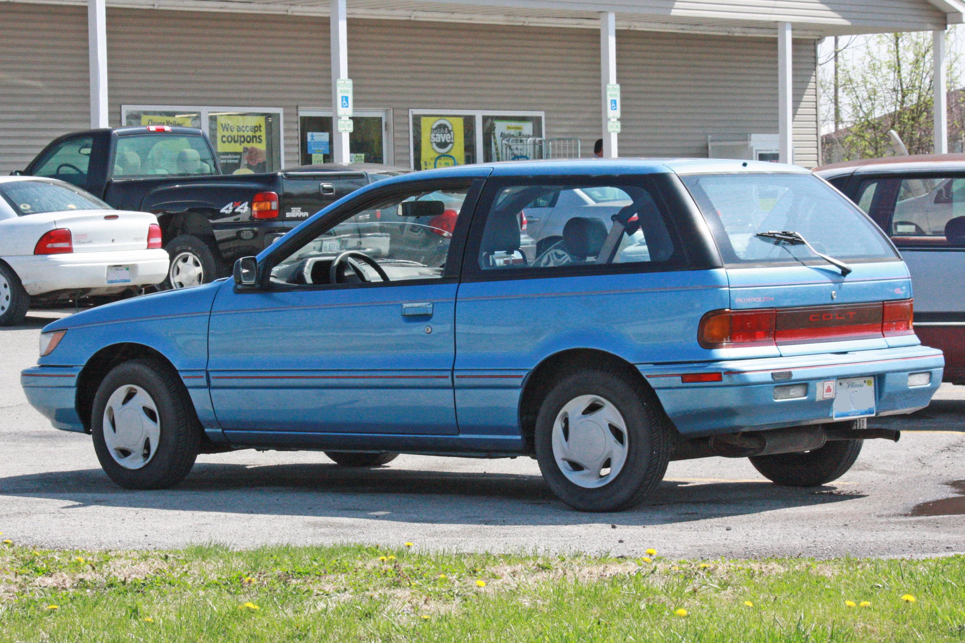 Plymouth Colt 1990 #2