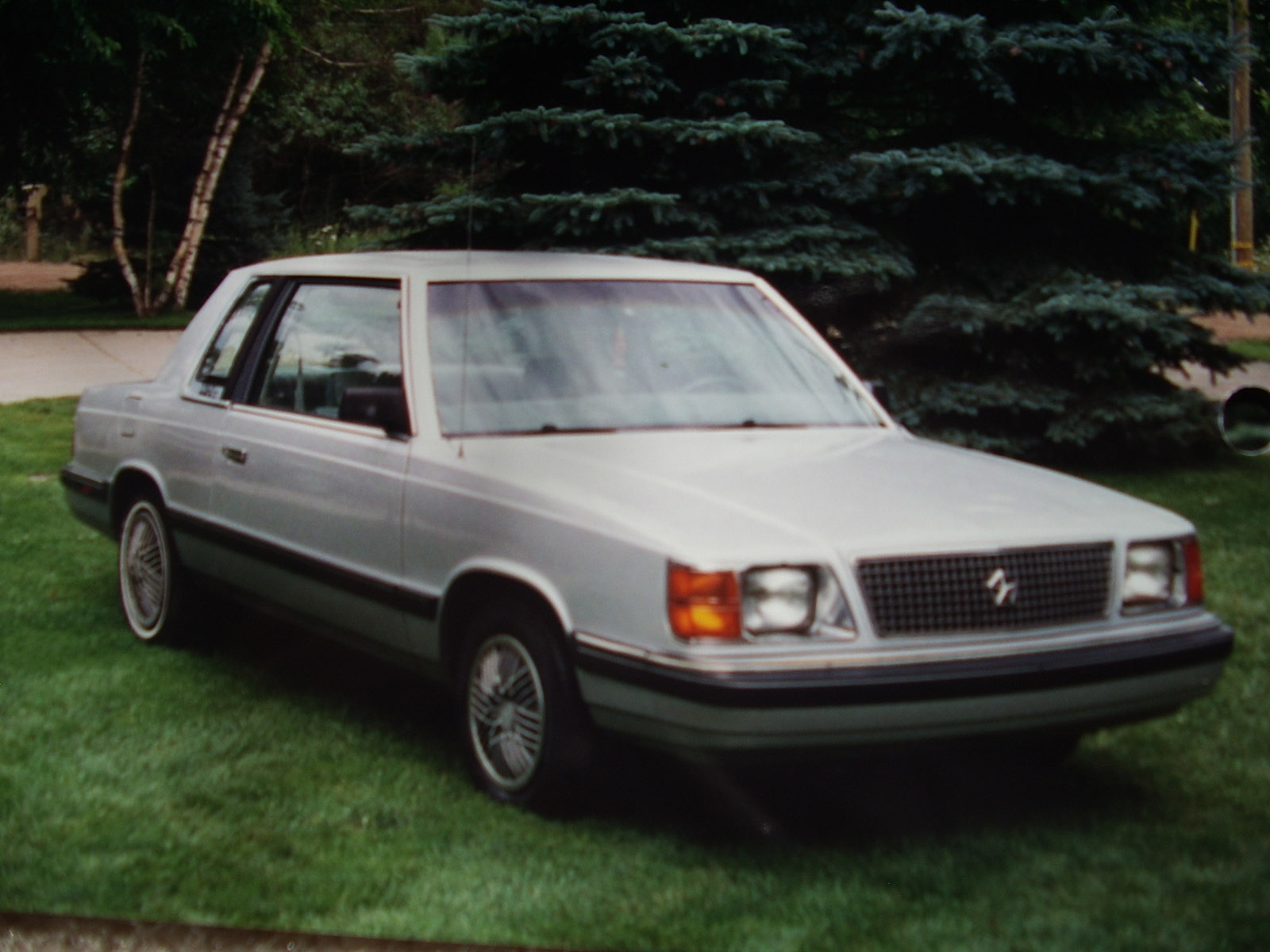 Plymouth Colt 1990 #6