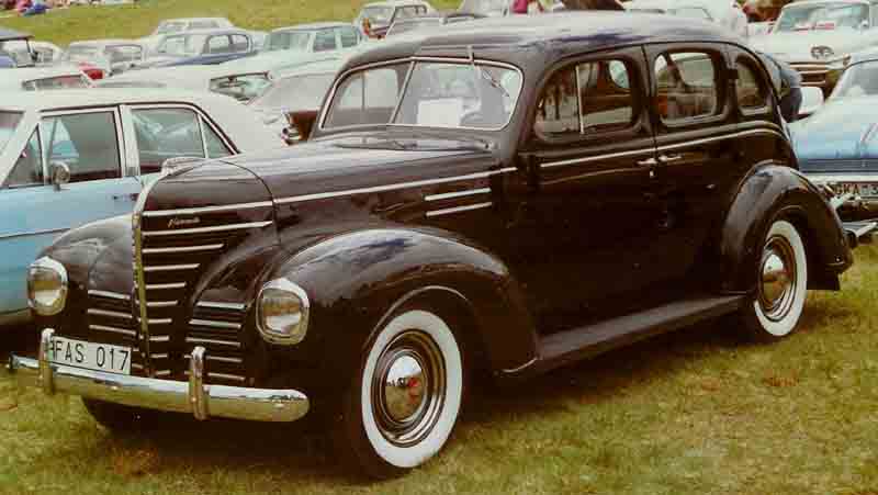 Plymouth DeLuxe 1939 #2