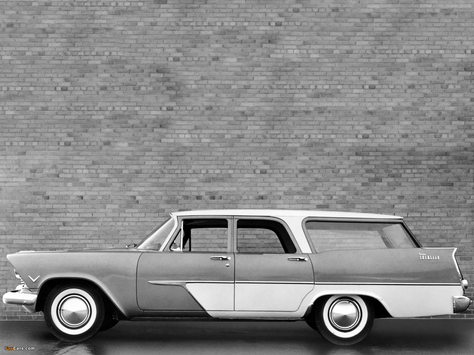 Plymouth Suburban 1957 #8